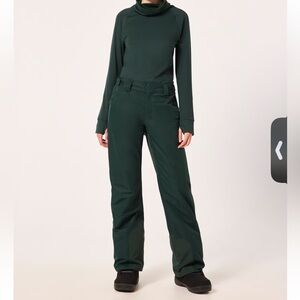 Women's Oakley Dark Green Insulated Pants